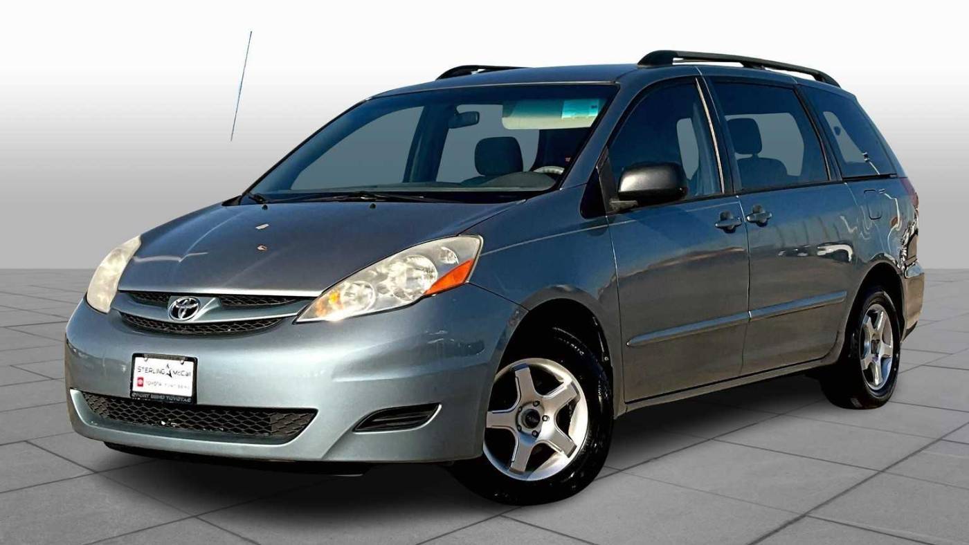 2006 Toyota Sienna CE — Minivan — 126,273 mi — Richmond, TX