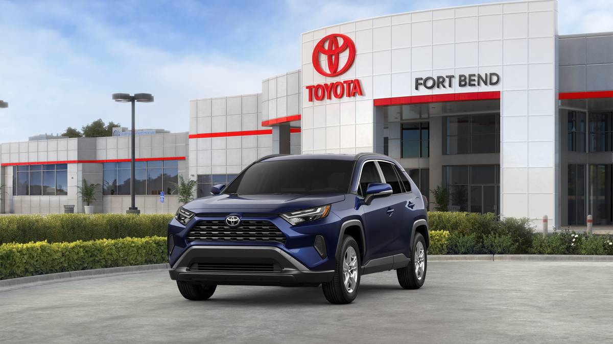 2025 Toyota RAV4 XLE — SUV — 938 mi — Richmond, TX