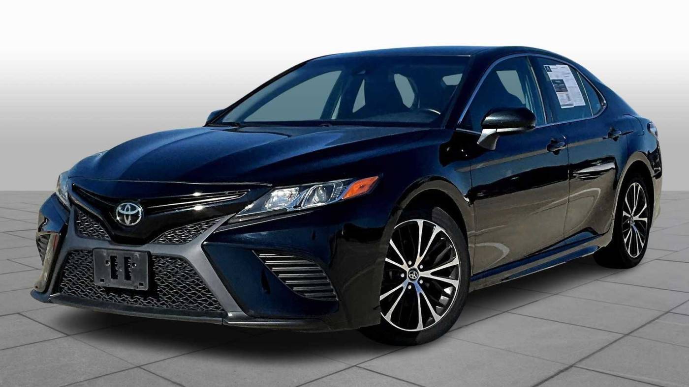 2020 Toyota Camry SE — Sedan — 62,729 mi — Richmond, TX