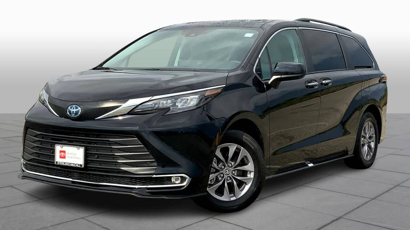 2024 Toyota Sienna XLE — Minivan — 34,086 mi — Richmond, TX