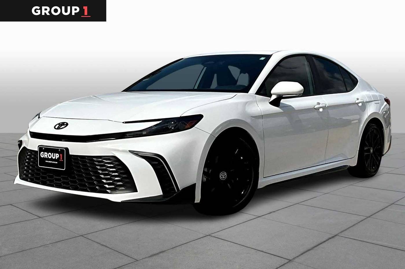 2025 Toyota Camry Hybrid SE — Sedan — 10,498 mi — Richmond, TX