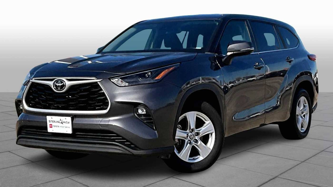 2023 Toyota Highlander LE — SUV — 27,399 mi — Richmond, TX