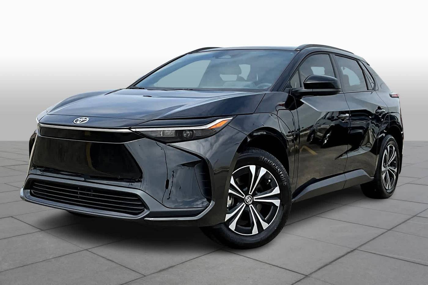 2025 Toyota bZ4X XLE — SUV — 1,209 mi — Richmond, TX
