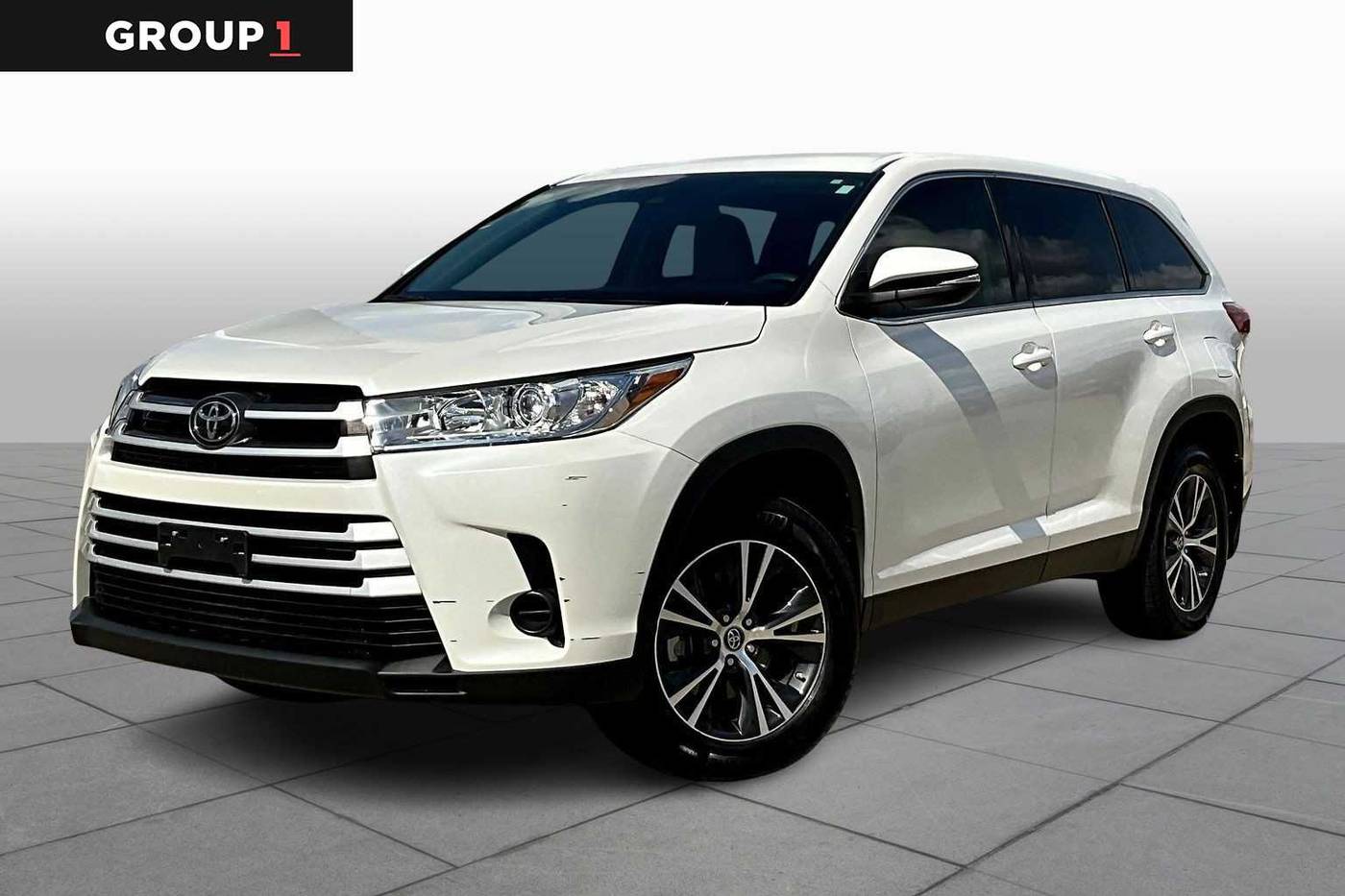 2019 Toyota Highlander LE V6 — SUV — 31,117 mi — Richmond, TX