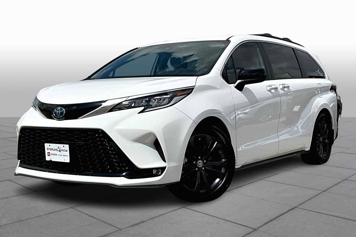 2022 Toyota Sienna XSE — Minivan — 22,800 mi — Richmond, TX