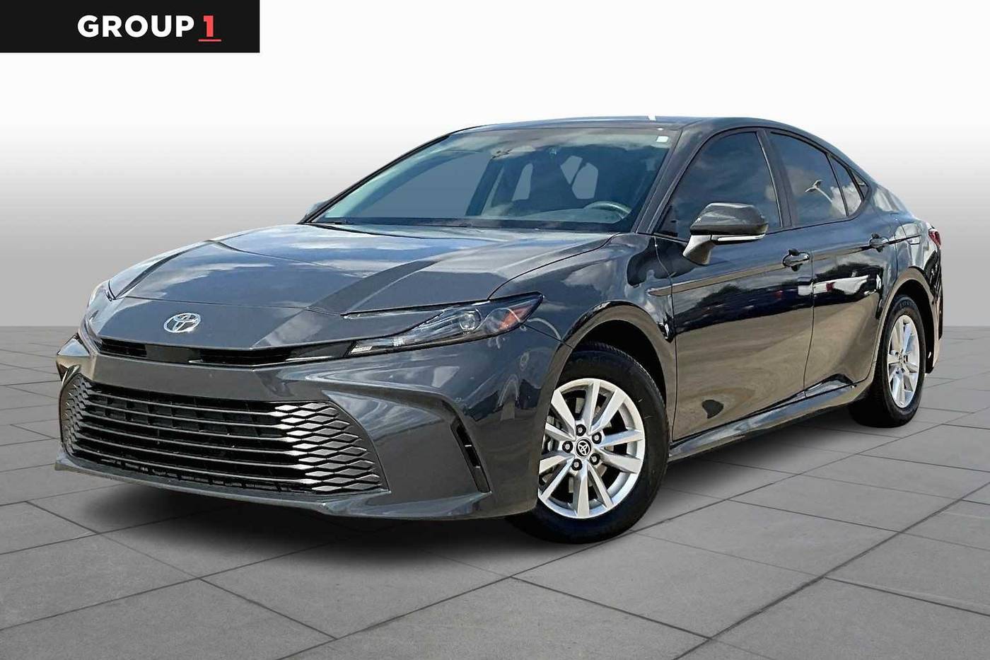 2025 Toyota Camry Hybrid LE — Sedan — 15,909 mi — Richmond, TX