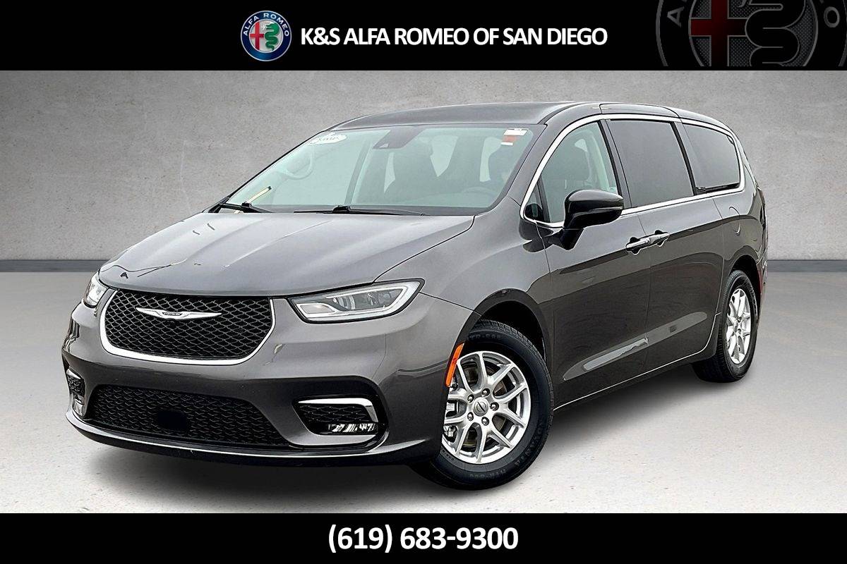 2023 Chrysler Pacifica Touring L — Minivan — 64,282 mi — San Diego, CA