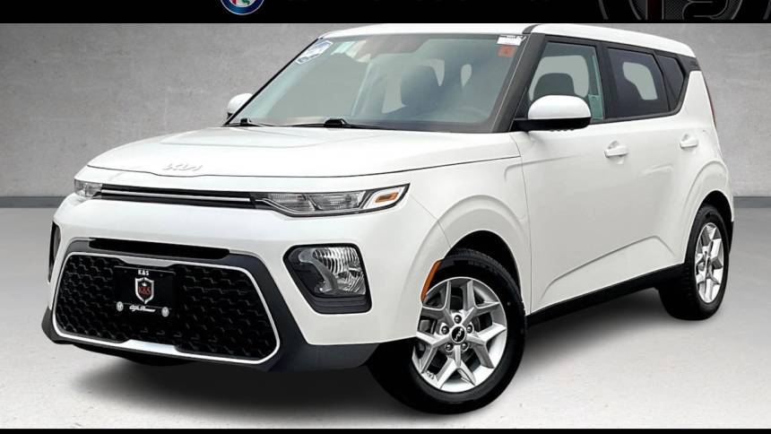 2022 Kia Soul LX — Hatchback — 56,494 mi — San Diego, CA