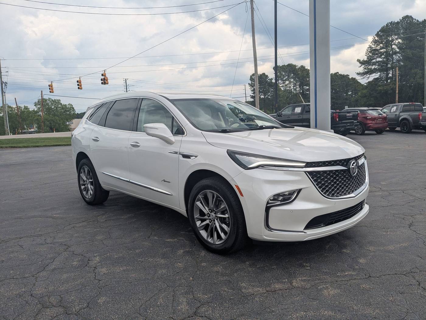 2024 Buick Enclave Avenir — SUV — 10,296 mi — Henderson, NC