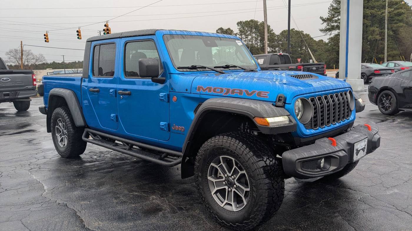 2024 Jeep Gladiator Mojave — Pickup Truck — 9,304 mi — Henderson, NC