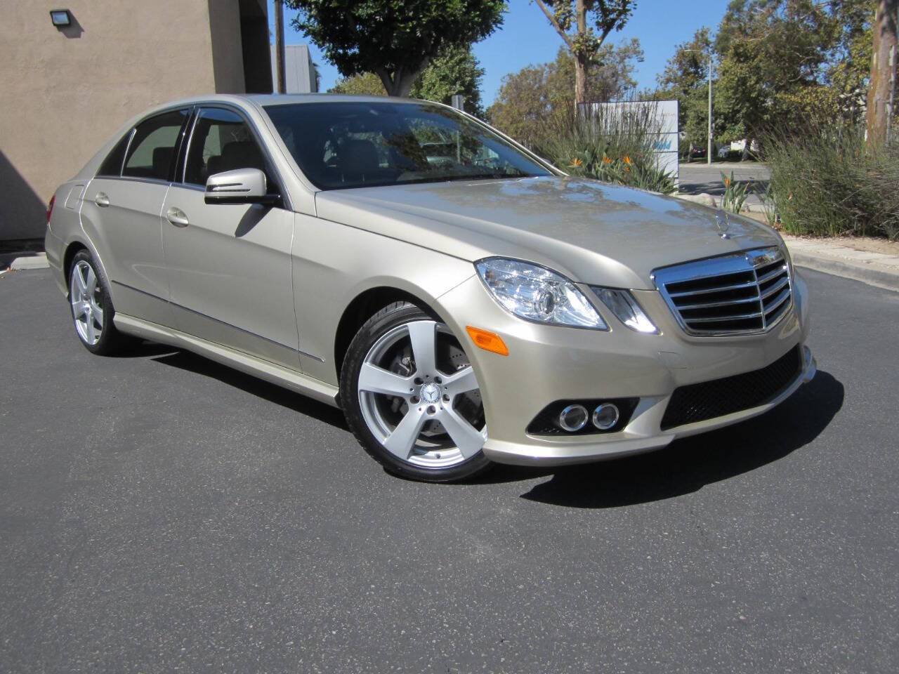 2010 Mercedes-Benz E-Class E 350 — Sedan — 46,726 mi — Irvine, CA