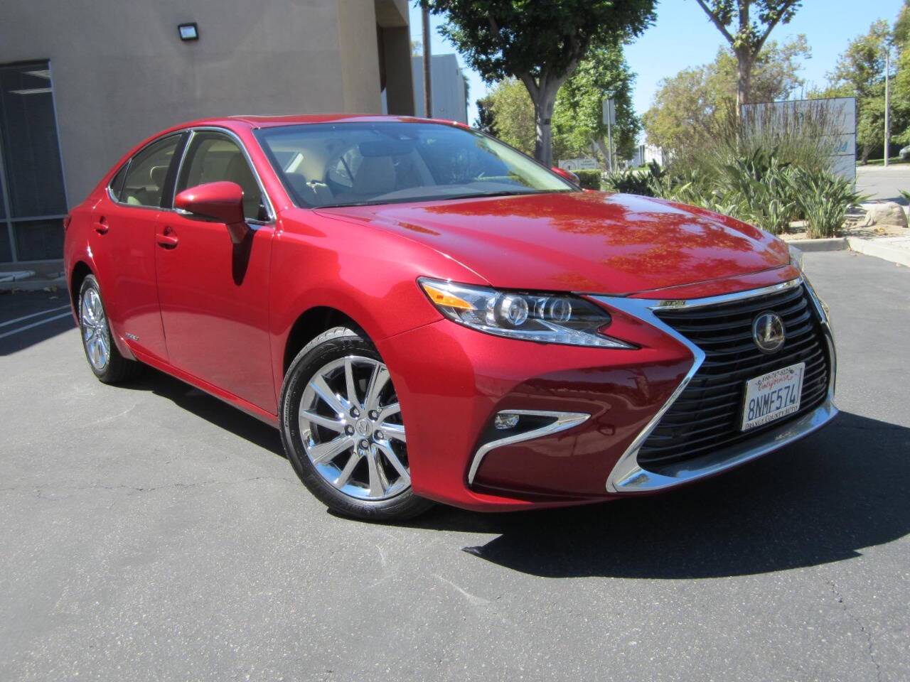 2018 Lexus ES ES 300h — Sedan — 45,609 mi — Irvine, CA