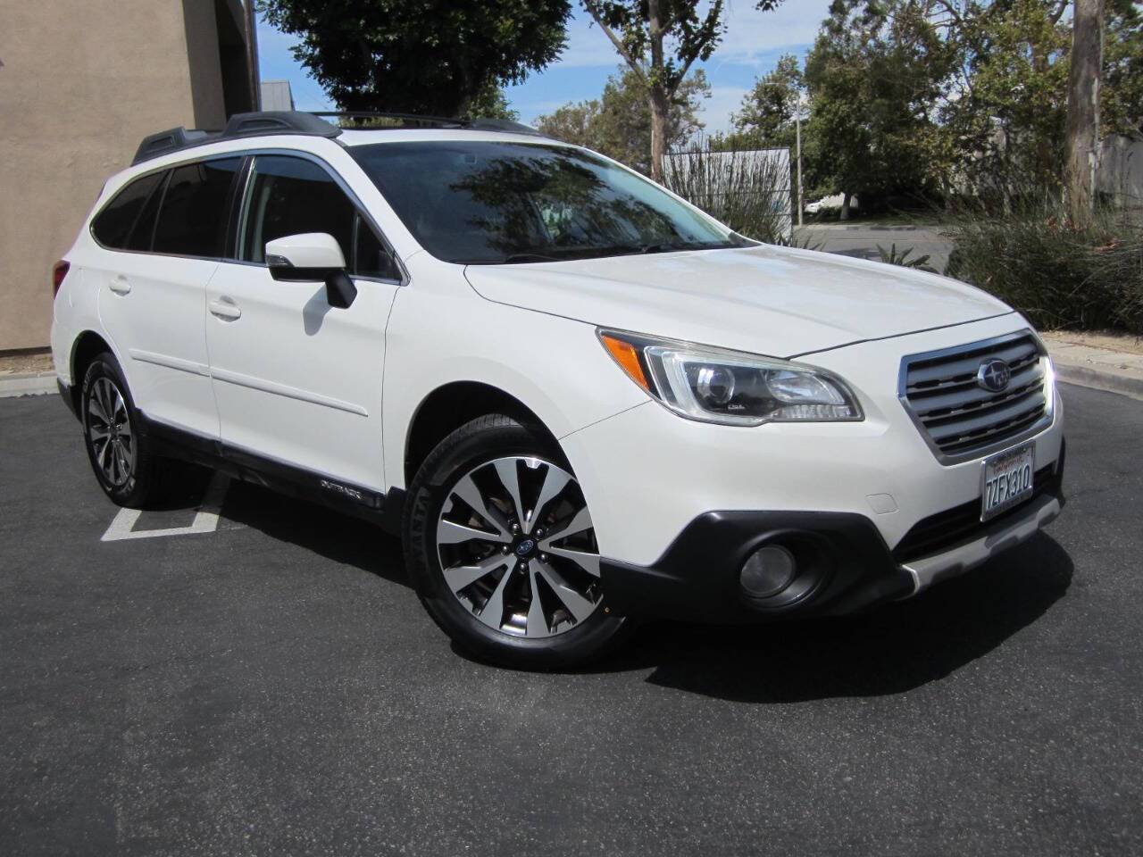 2017 Subaru Outback 2.5i Limited — SUV — 95,791 mi — Irvine, CA