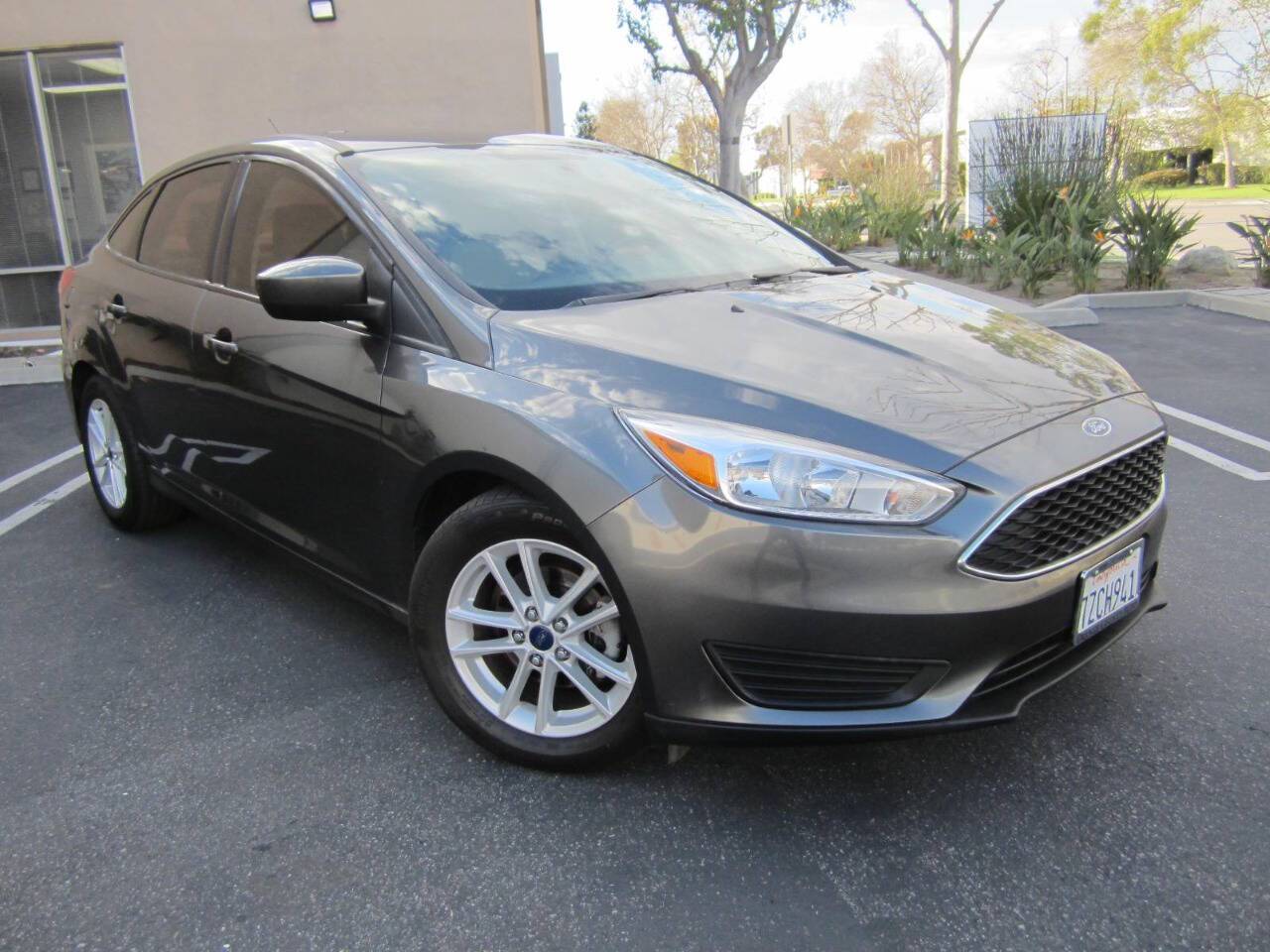 2018 Ford Focus SE — Sedan — 83,654 mi — Irvine, CA