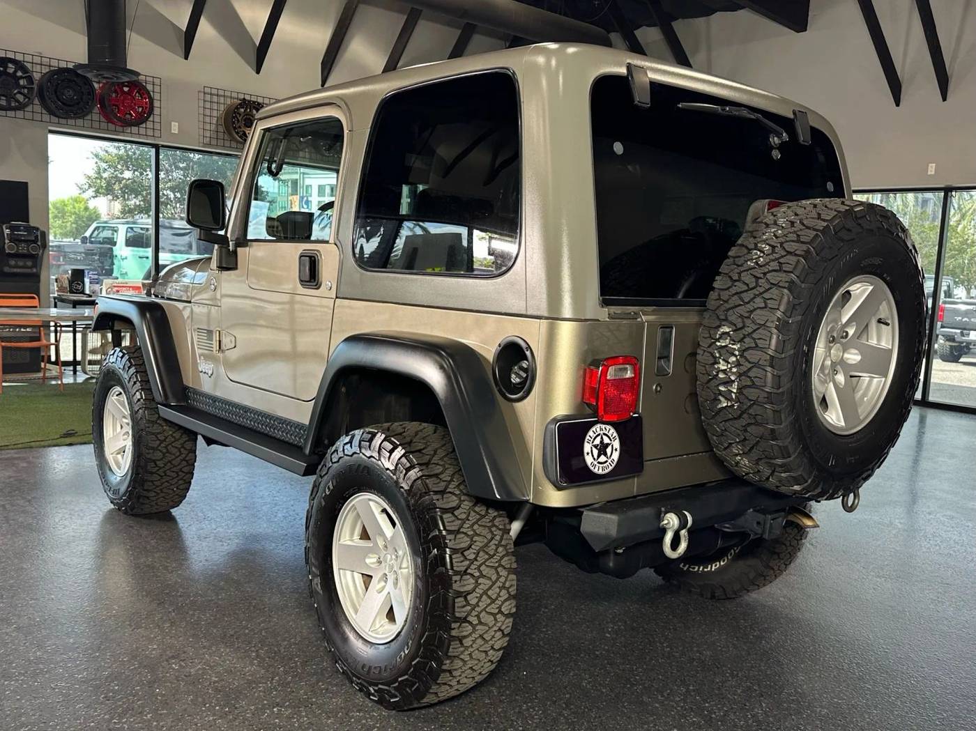 Thumbnail 5