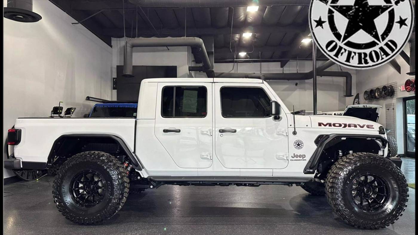 2022 Jeep Gladiator Mojave — Pickup Truck — 12,204 mi — Anaheim, CA