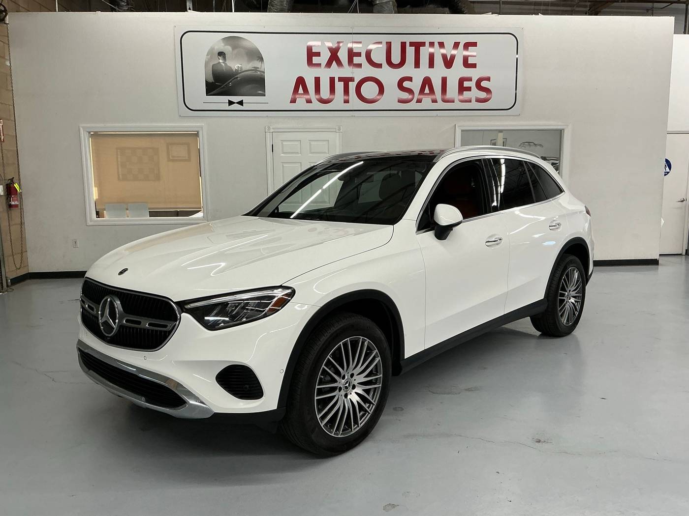 2023 Mercedes-Benz GLC GLC 300 — SUV — 26,339 mi — Fresno, CA