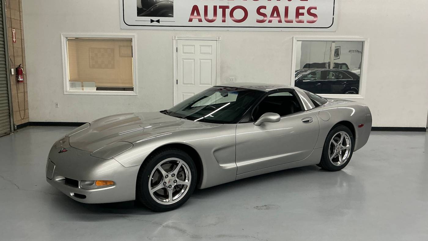 2004 Chevrolet Corvette Base — Coupe — 48,720 mi — Fresno, CA