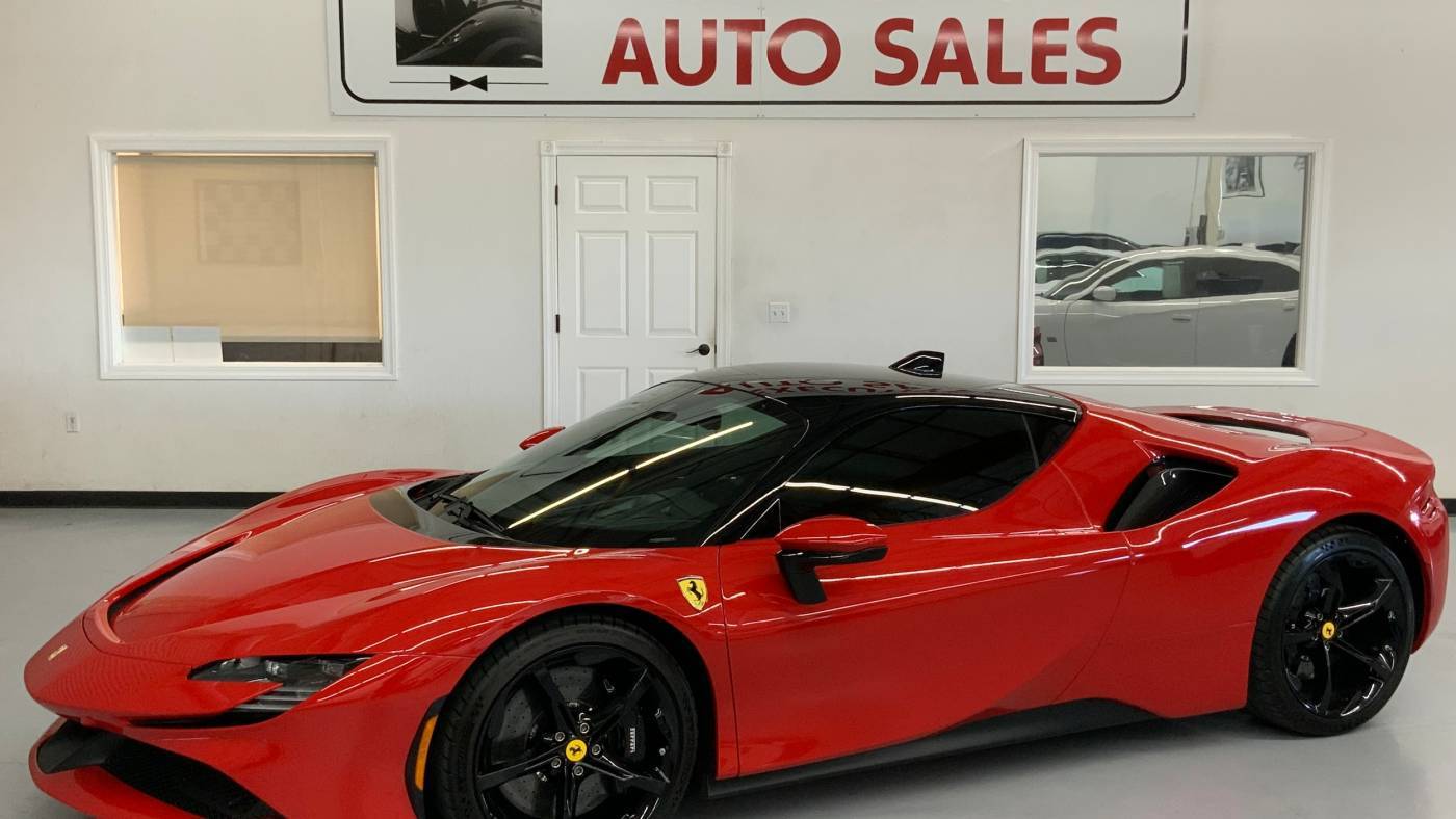 2021 Ferrari SF90 Stradale Base