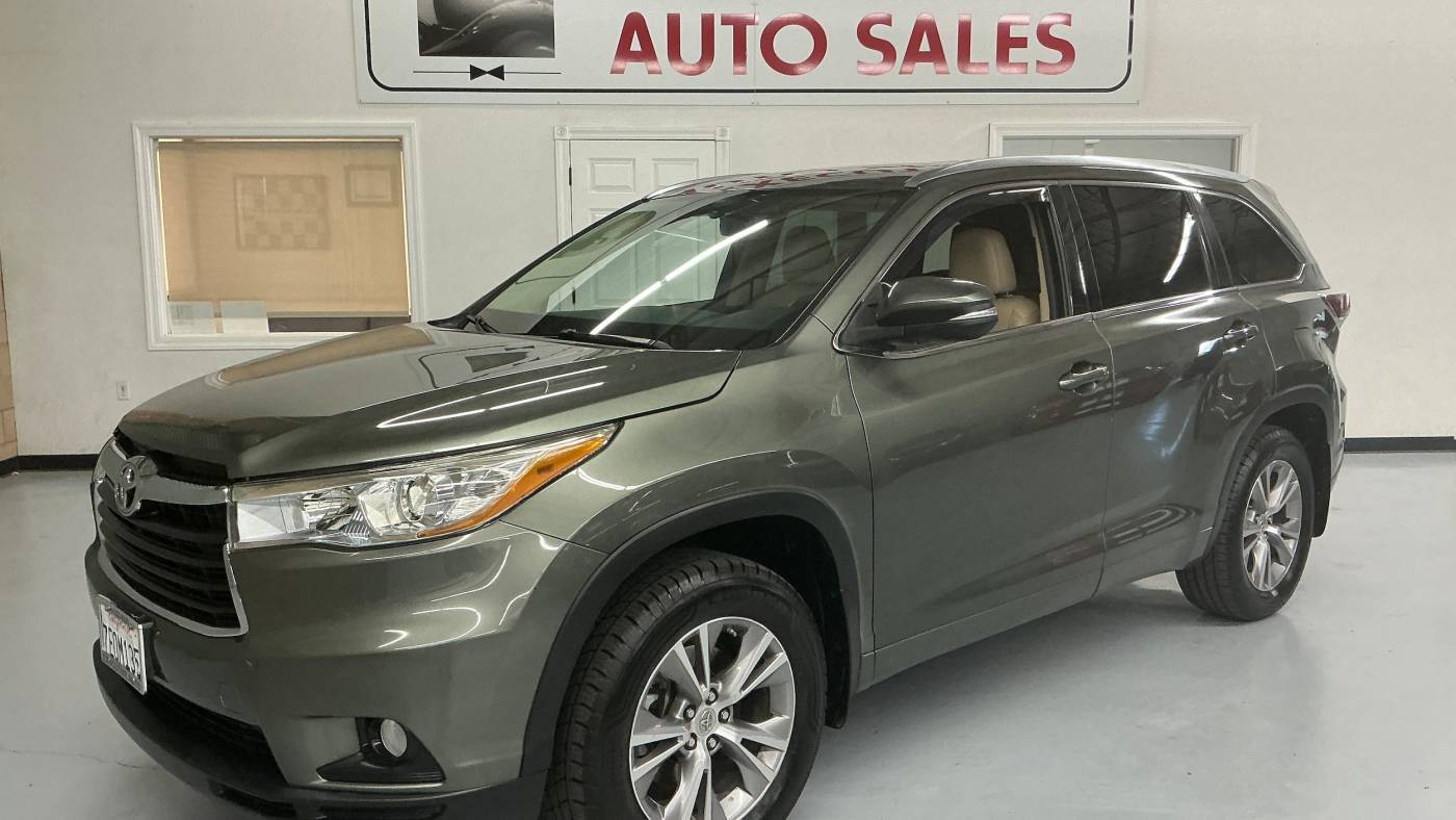 2014 Toyota Highlander XLE — SUV — 60,586 mi — Fresno, CA