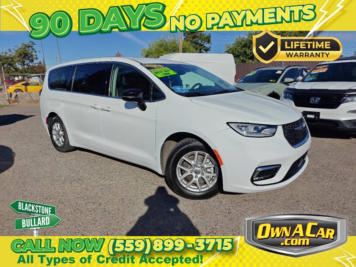 2024 Chrysler Pacifica Touring L — Minivan — 39,696 mi — Fresno, CA