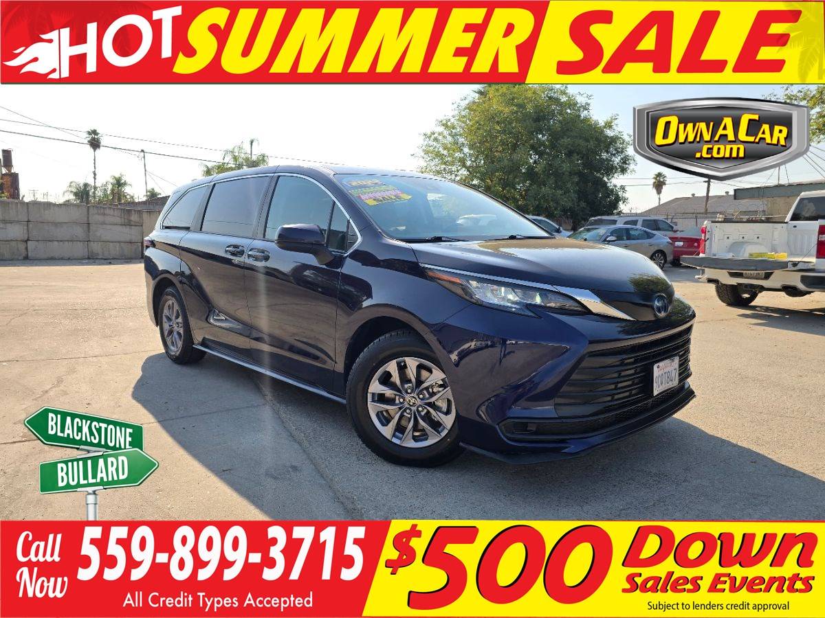 2022 Toyota Sienna LE — Minivan — 80,328 mi — Fresno, CA