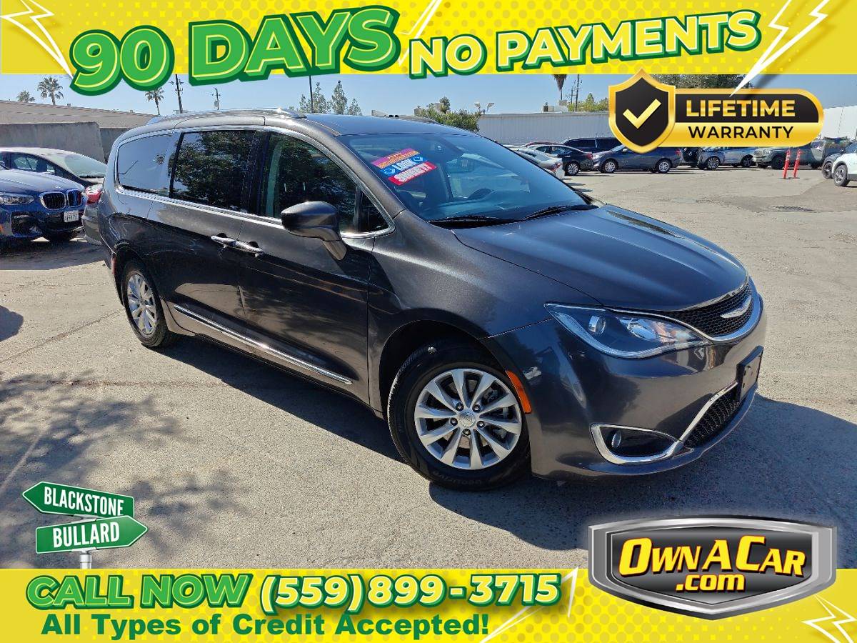 2019 Chrysler Pacifica Touring L — Minivan — 83,516 mi — Fresno, CA