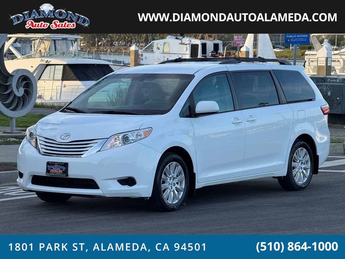 2017 Toyota Sienna LE — Minivan — 70,987 mi — Alameda, CA