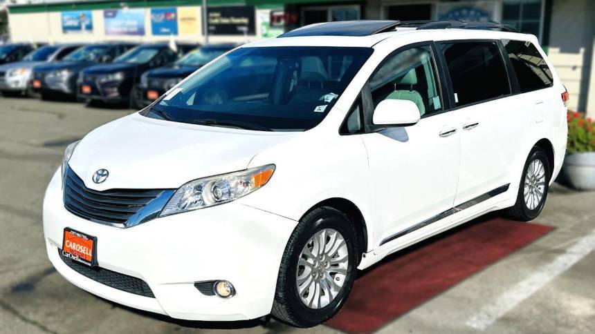 2013 Toyota Sienna XLE — Minivan — 85,454 mi — Vallejo, CA