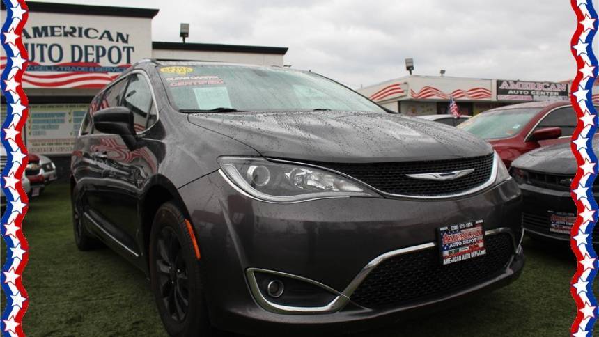 2018 Chrysler Pacifica Touring L — Minivan — 82,604 mi — Modesto, CA