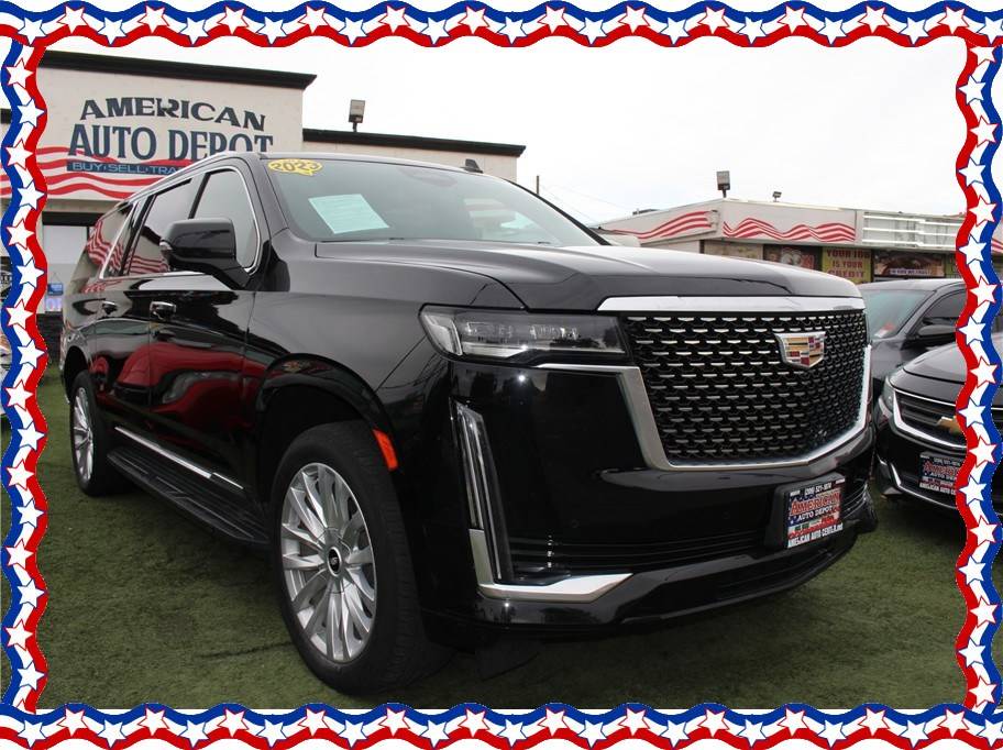 2023 Cadillac Escalade Luxury