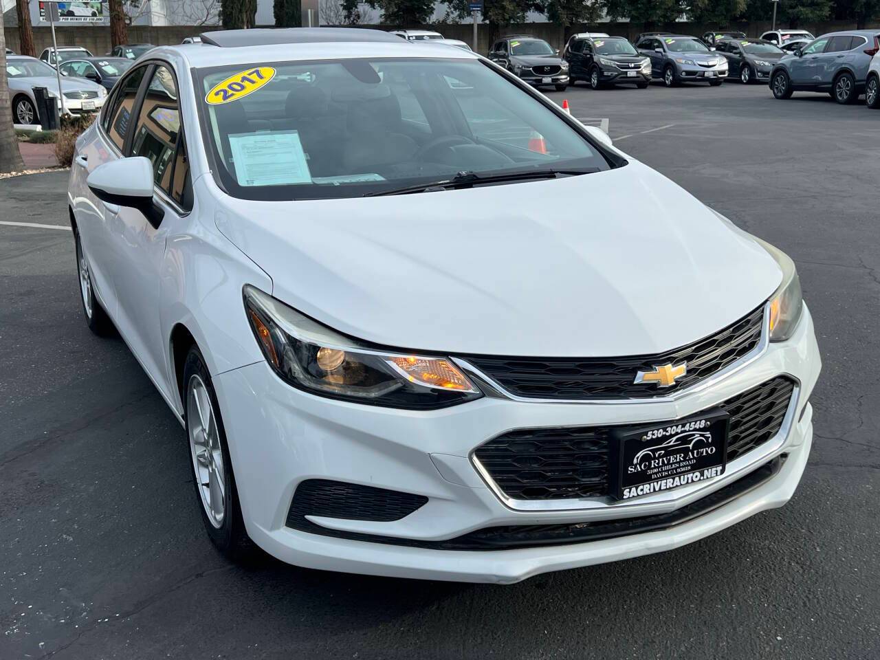 2017 Chevrolet Cruze LT — Sedan — 76,138 mi — Davis, CA