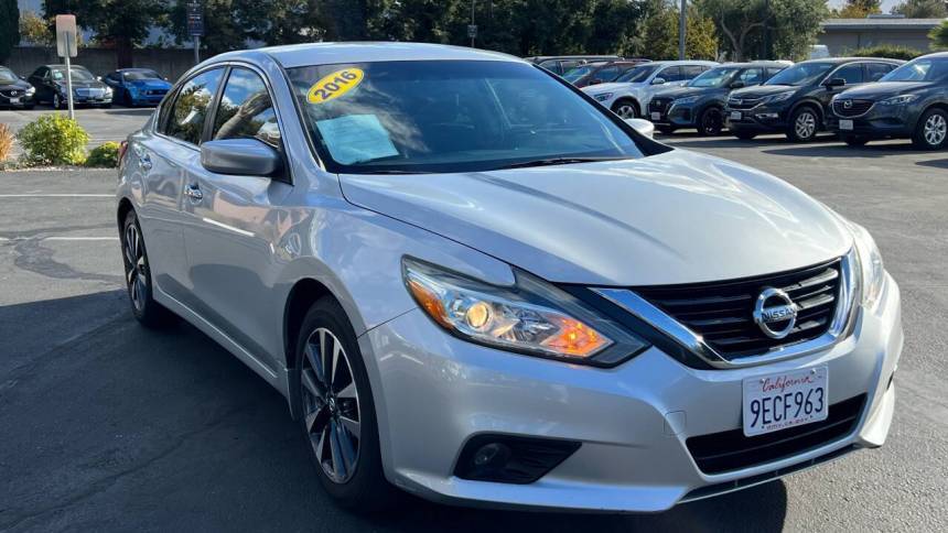 2016 Nissan Altima 2.5 SV — Sedan — 82,195 mi — Davis, CA