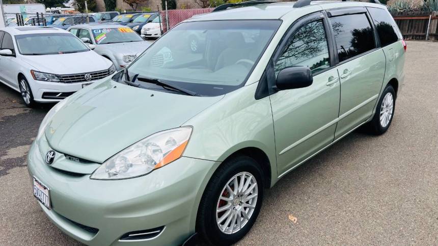 2006 Toyota Sienna LE — Minivan — 83,459 mi — Citrus Heights, CA
