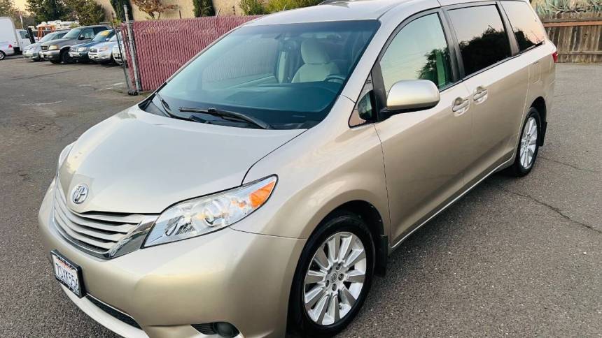 2016 Toyota Sienna LE — Minivan — 79,218 mi — Citrus Heights, CA