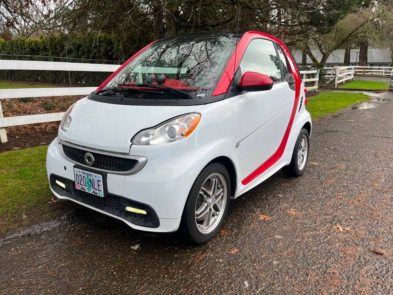 2014 smart fortwo Passion — Coupe — 145,970 mi — Clackamas, OR