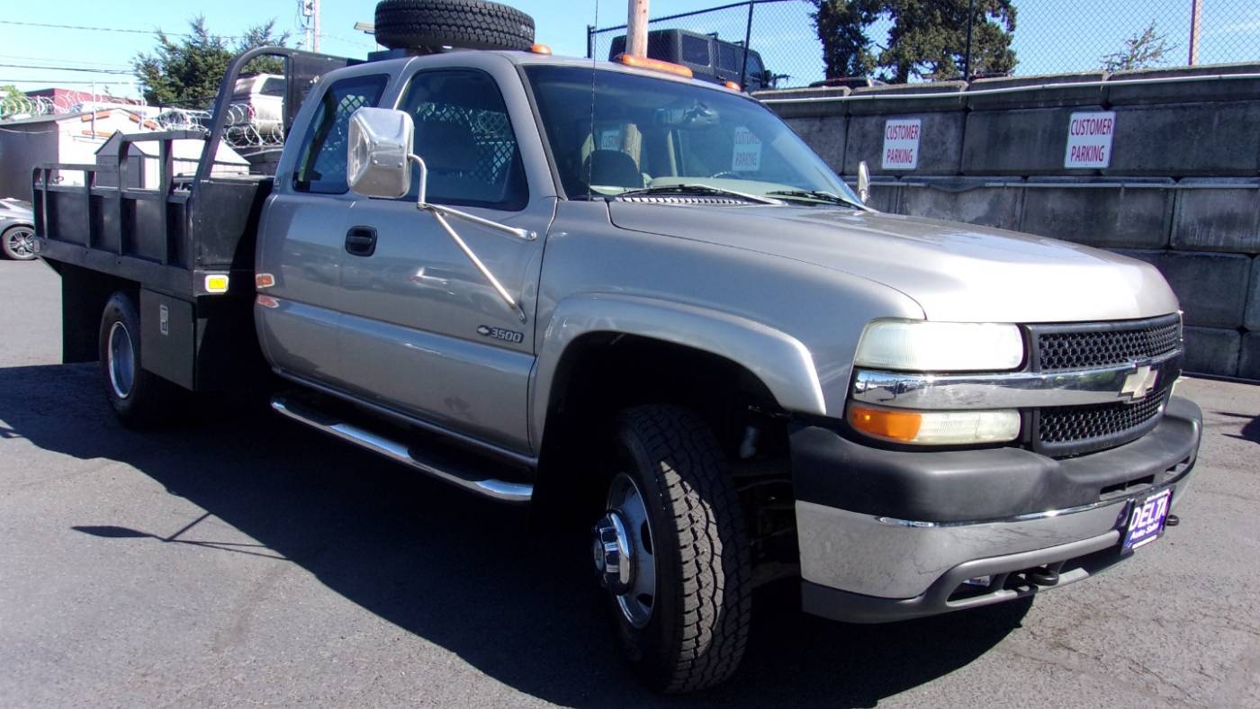 2002 Chevrolet Silverado 3500 Chassis Cab LS — Chassis Cab Truck — 119,861 mi — Milwaukie, OR