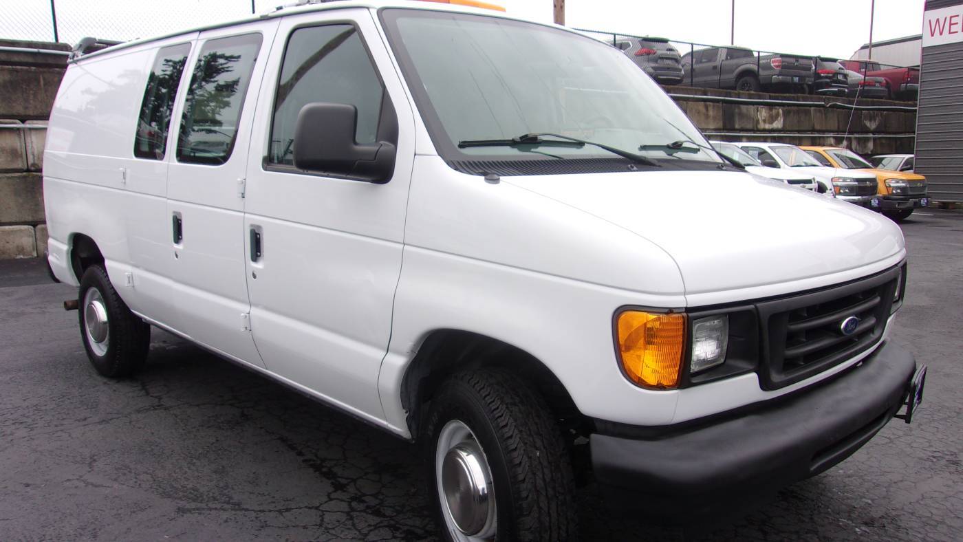 2003 Ford Econoline Cargo Van E-250 — Cargo Van — 88,140 mi — Milwaukie, OR