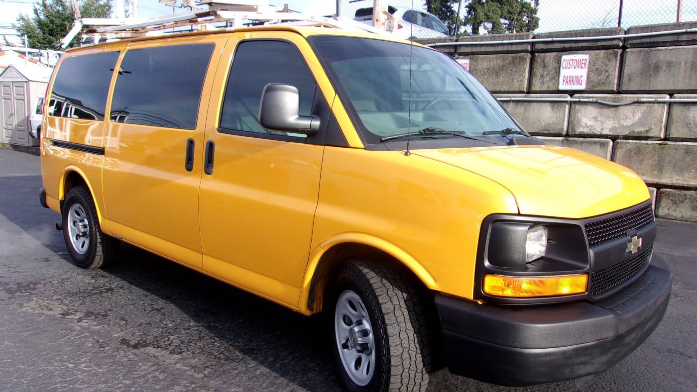 2012 Chevrolet Express Cargo Van Base — Cargo Van — 127,672 mi — Milwaukie, OR