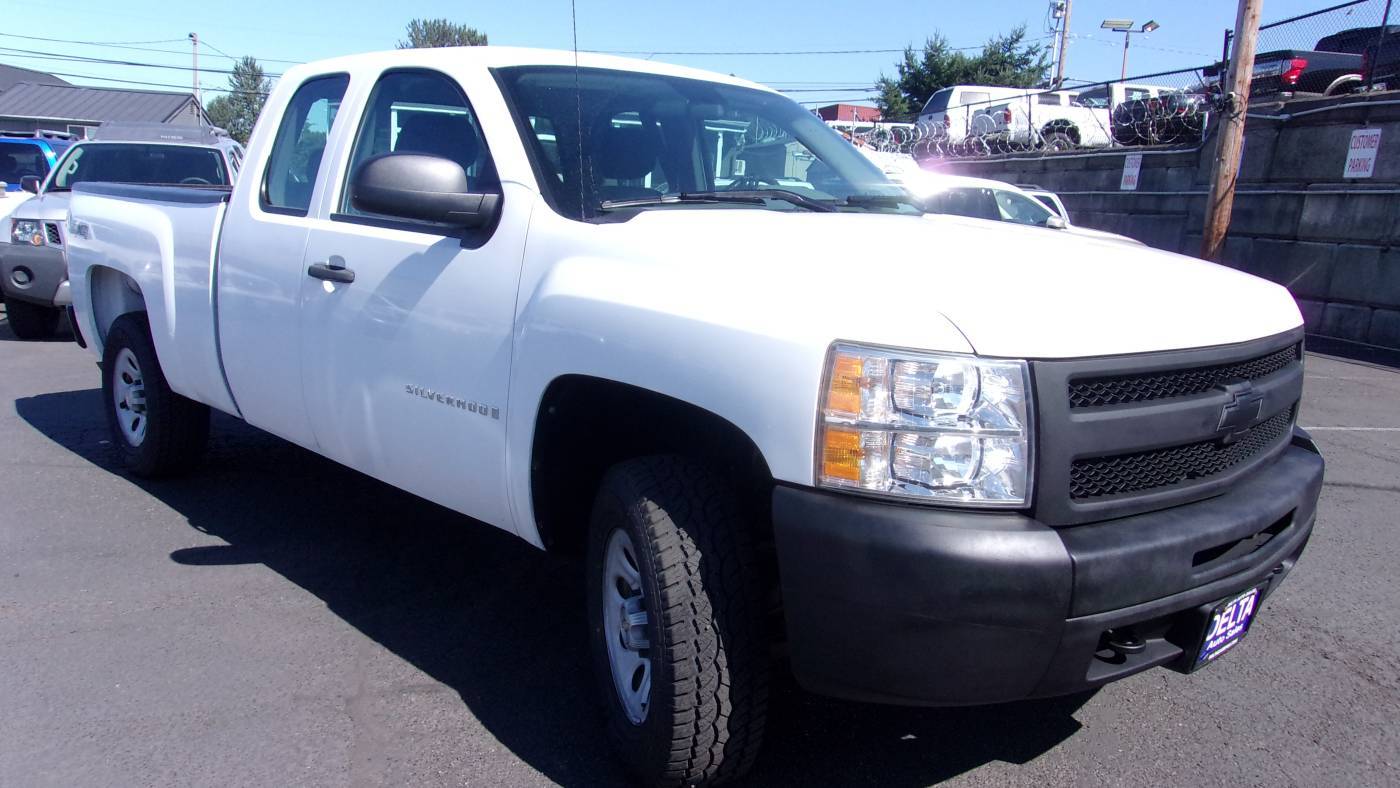2009 Chevrolet Silverado 1500 WT — Pickup Truck — 104,694 mi — Milwaukie, OR