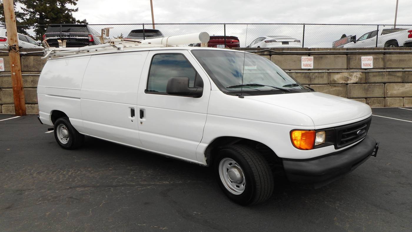 2006 Ford Econoline Cargo Van E-150 — Cargo Van — 152,247 mi — Milwaukie, OR