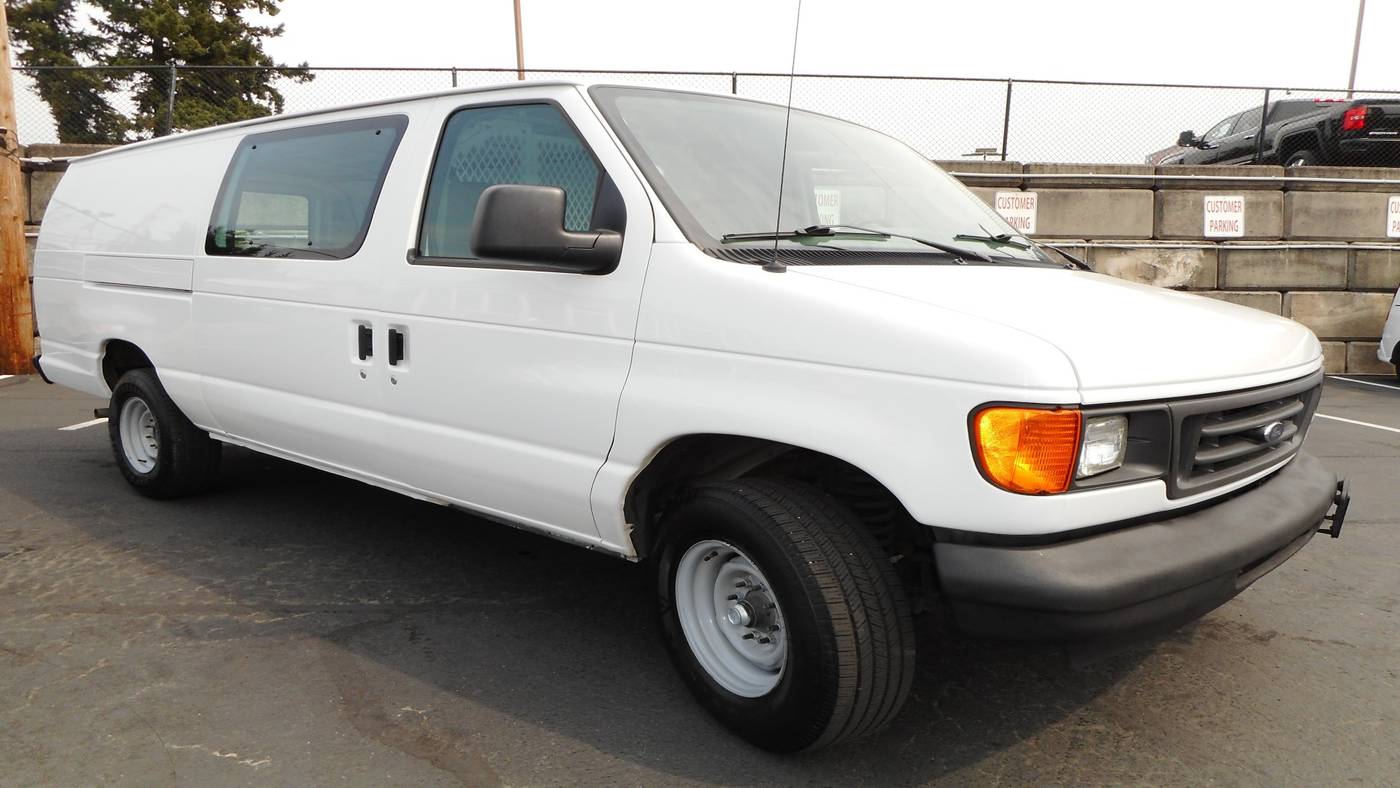 2006 Ford Econoline Cargo Van E-250 Super Duty — Cargo Van — 74,874 mi — Milwaukie, OR