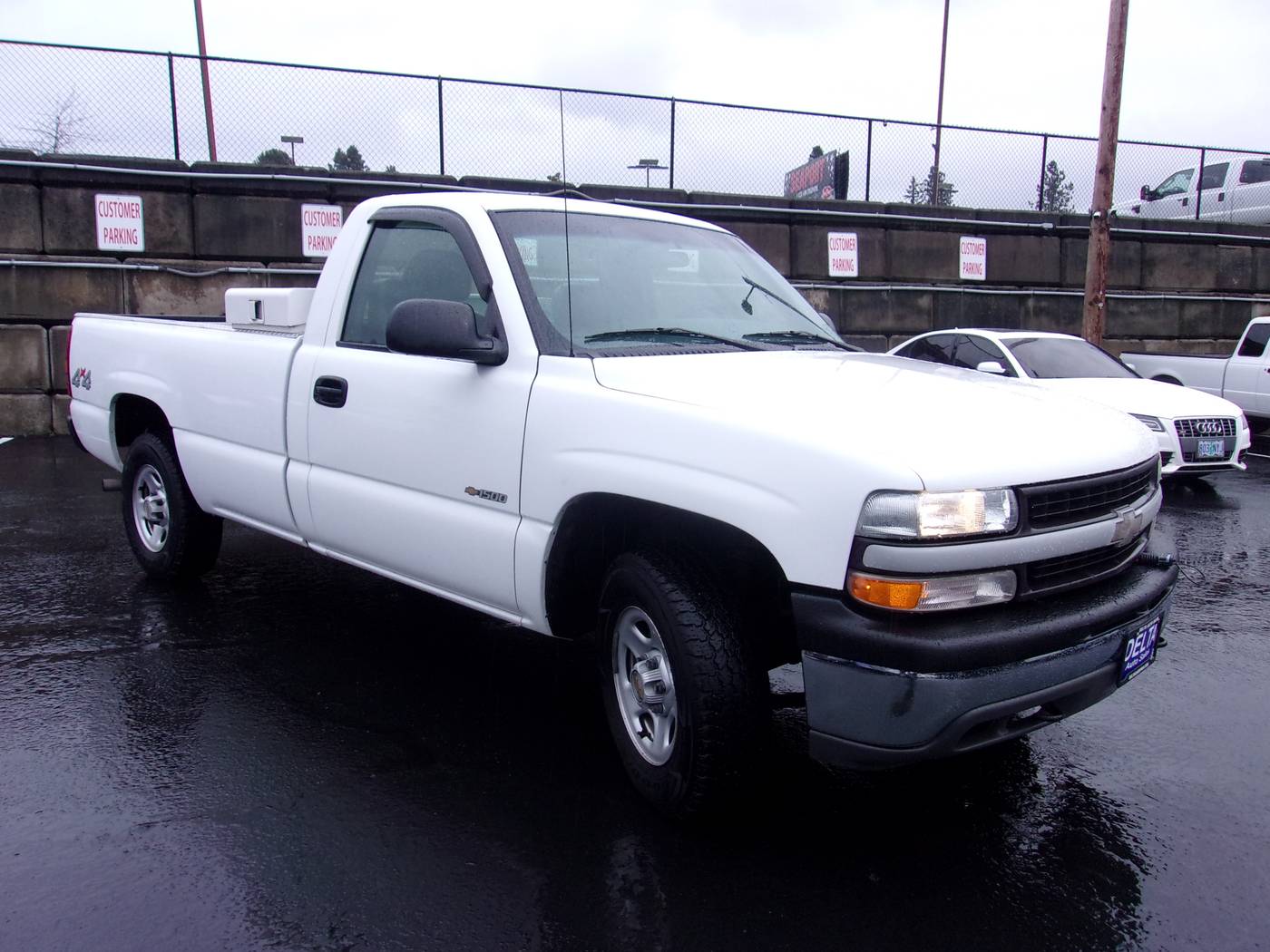 2000 Chevrolet Silverado 1500 Base — Pickup Truck — 65,382 mi — Milwaukie, OR