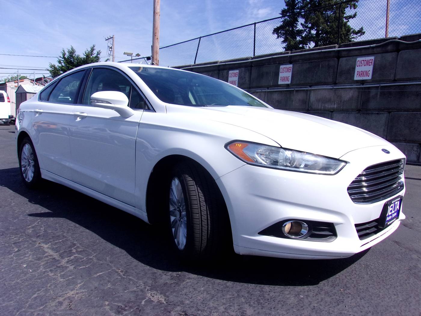2016 Ford Fusion Energi SE Luxury — Sedan — 50,000 mi — Milwaukie, OR