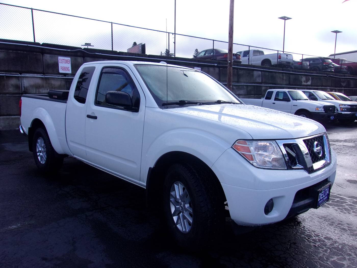 2015 Nissan Frontier SV — Pickup Truck — 101,567 mi — Milwaukie, OR