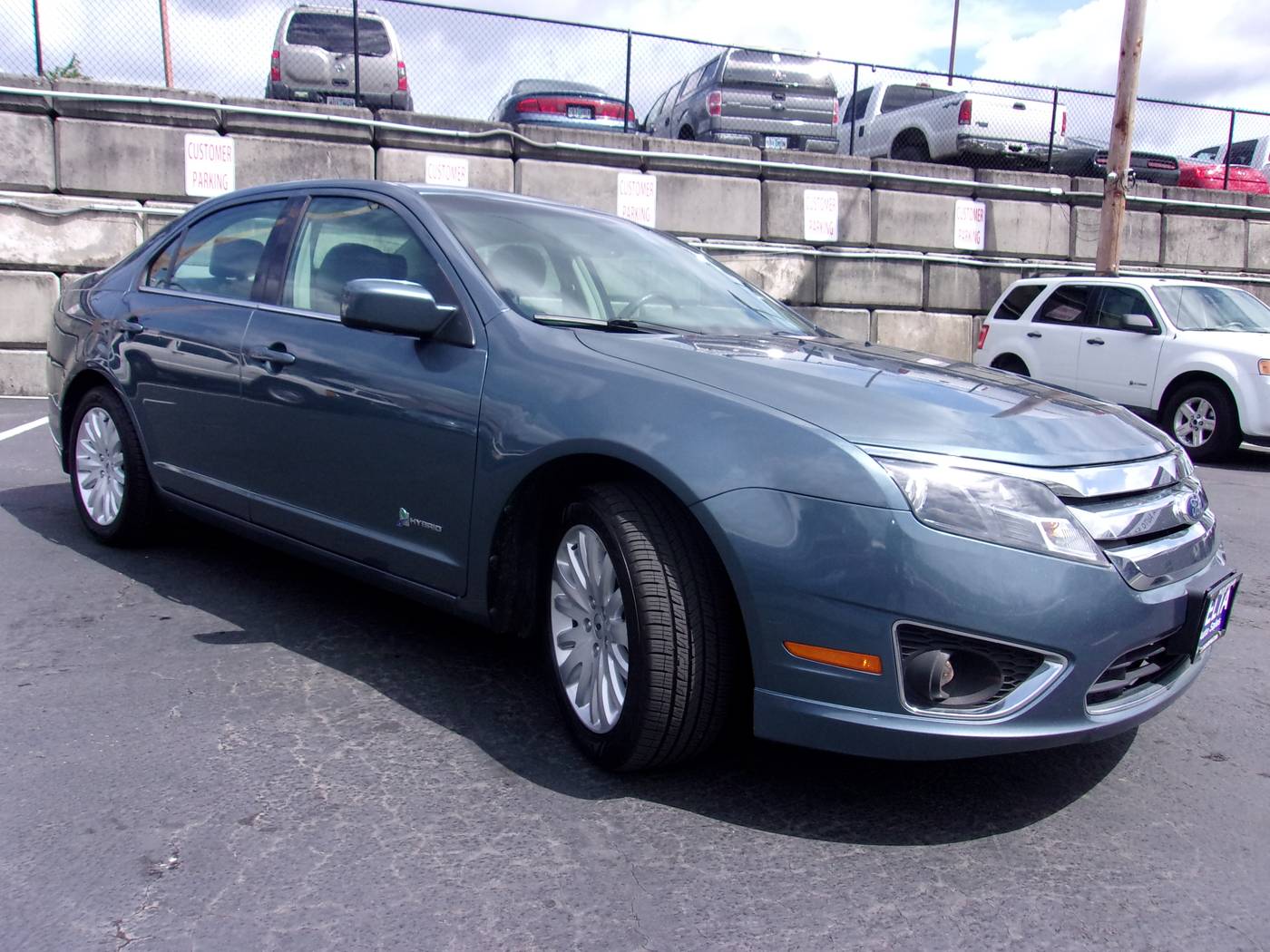 2012 Ford Fusion Hybrid — Sedan — 74,448 mi — Milwaukie, OR
