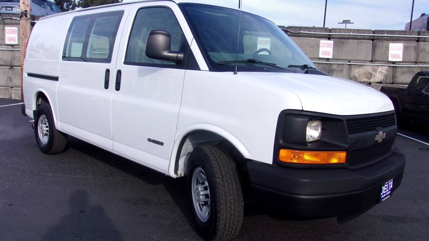 2006 Chevrolet Express Cargo Van Base — Cargo Van — 88,724 mi — Milwaukie, OR