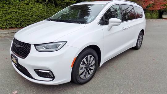 2021 Chrysler Pacifica Touring L — Minivan — 93,059 mi — Poulsbo, WA
