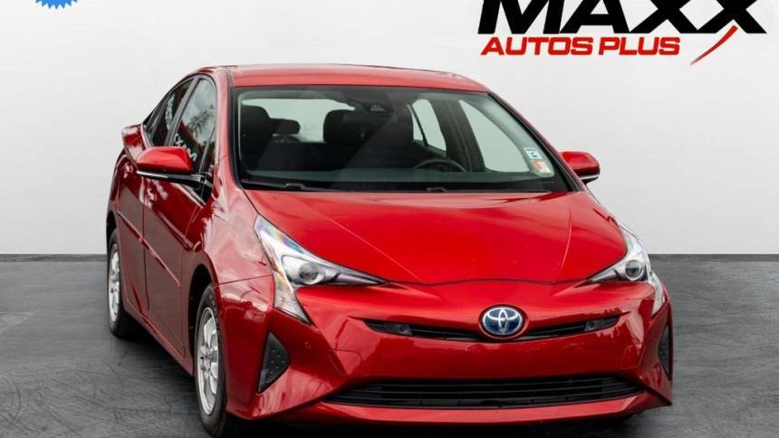 2018 Toyota Prius Three — Hatchback — 35,996 mi — Puyallup, WA