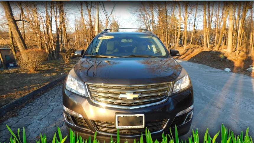2017 Chevrolet Traverse LT — SUV — 61,000 mi — Peekskill, NY